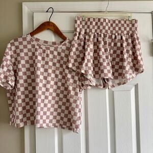 Boutique Taupe and Cream Checkered Set Medium